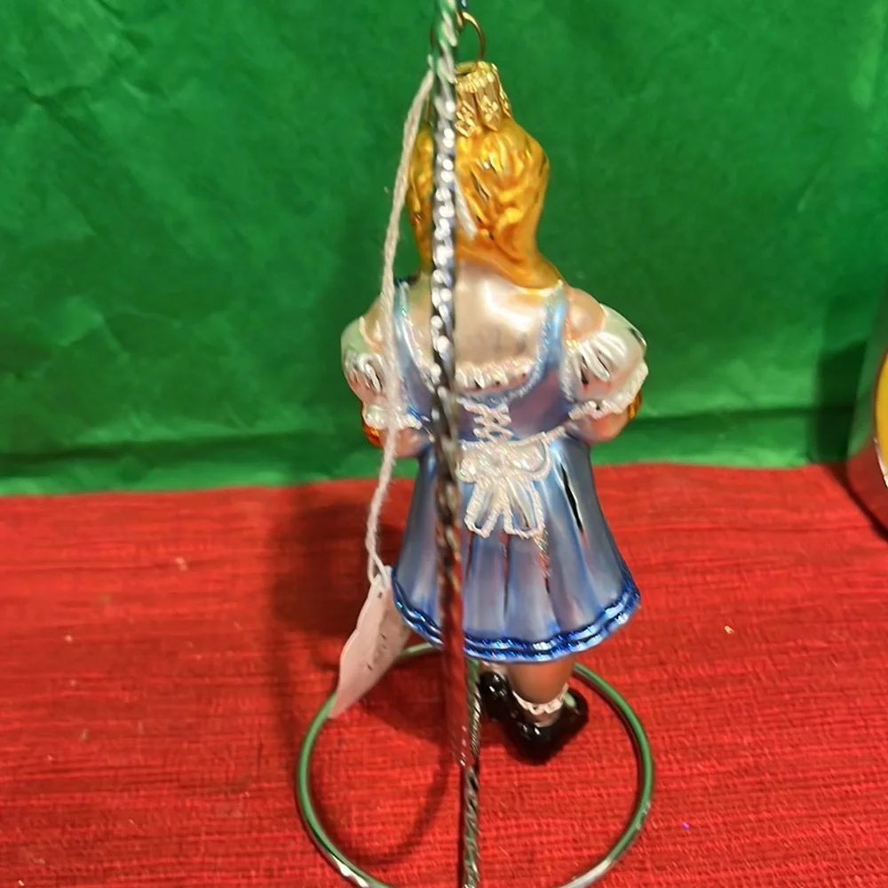 Handmade glass blown Bavarian waitress ornament - Picture 2 of 4